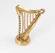 Nicely Detailed Irish Harp Charm or Pendant