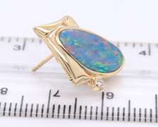 Handsome Yellow Gold opal Free Form Earrings