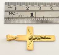 Well Detailed 18k Crucifix Pendant