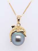 Stunning Yellow Gold Tahitian Pearl Dolphin Pendant on Chain