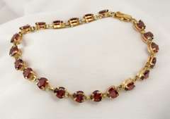 Straight Line Heart Shaped Garnet Bracelet