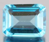 Simply stunning 6.19ct Swiss blue emerald cut Topaz