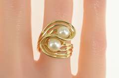 14K Yellow Gold 6.8mm Retro Pearl Wavy Curvy Bypass Cocktail Ring
