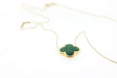 Malachite Clover in 18k Yellow Gold
