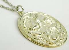 Vintage S. Kirk & Sons Sterling Repousse Necklace