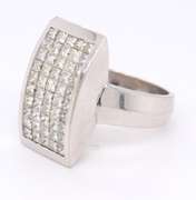 LADIES 14K WHITE GOLD AND DIAMOND RING