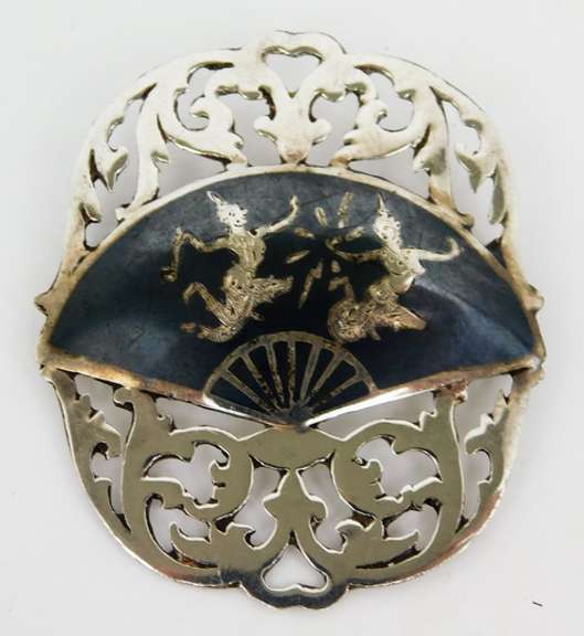 Vintage Siam Sterling Filigree Brooch