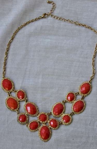 Set Of Fashion Jewelry Neck Lace