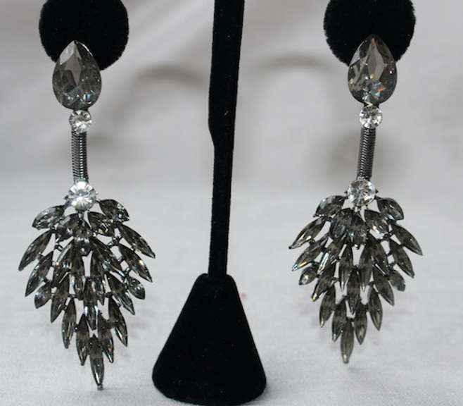 A Very Sexy  Fashion  Design Earrings