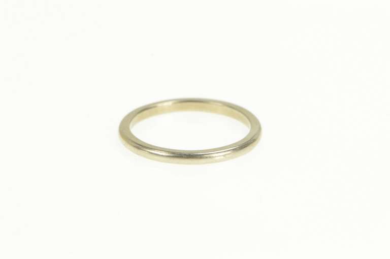 14K Yellow Gold 1930's Classic Graduated Simple Wedding Band Ring