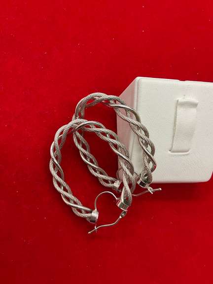 14K WHITE GOLD ITALIAN LOOP EARRINGS