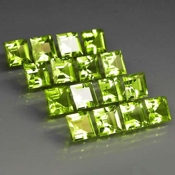 Princess cut Unheated! 11.63ct Peridot set