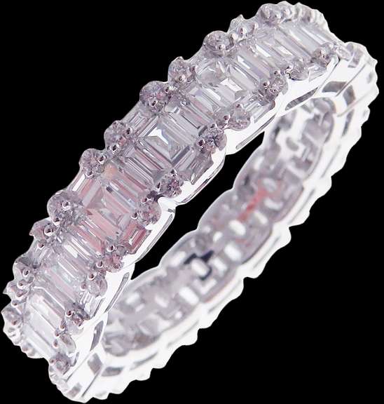 Shimmering 18k White Gold Diamond Anniversary Band