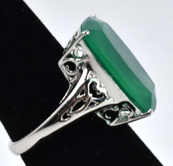 Green Crystal Ring in Sterling Silver