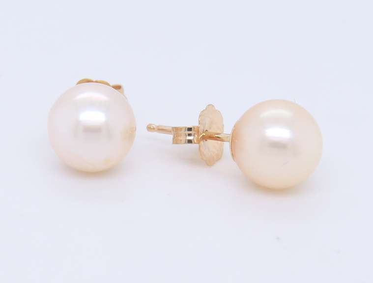 Simple Yellow Gold 7.5mm Pearl Stud Earrings