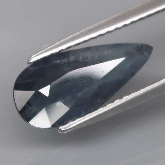 Silky! 2.89ct HEATED ONLY dark blue Sapphire
