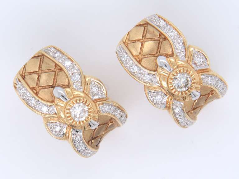 LADIES 14K GOLD AND DIAMOND LOOP EARRINGS