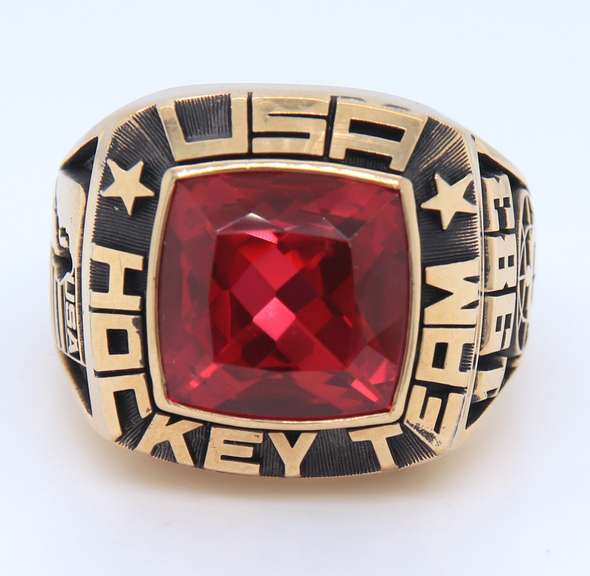 1983 USA HOCKEY TEAM RING