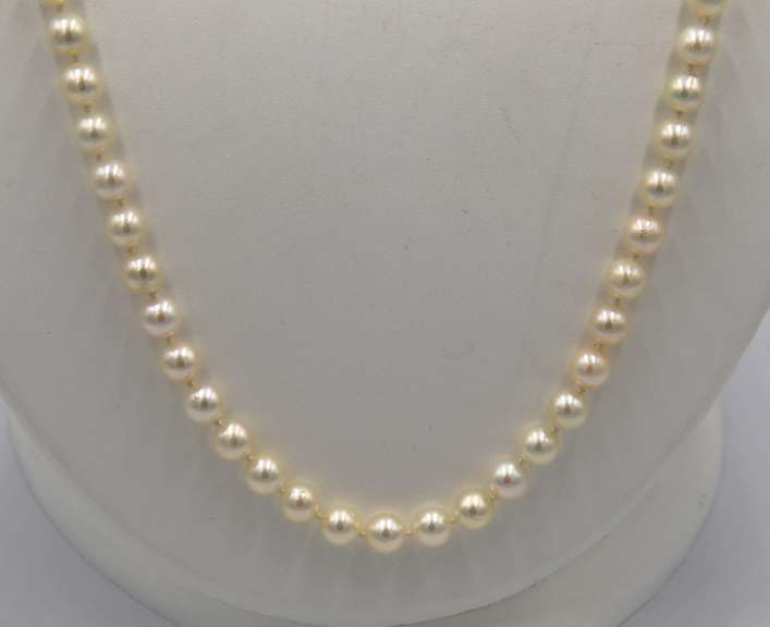 Classic 6mm Pearl Necklace