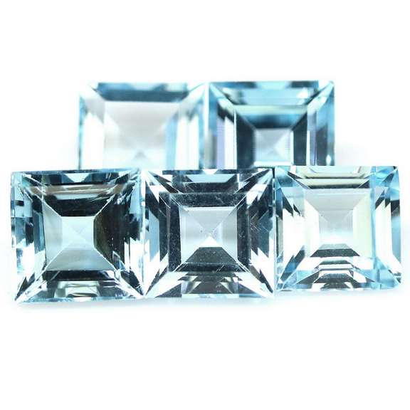 Vivid! 15.91ct princess cut sky blue Topaz set