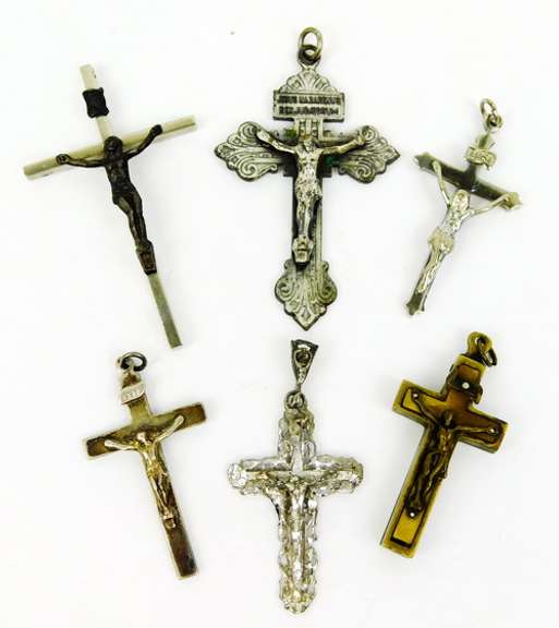 Collection of 6 Vintage Crucifix's