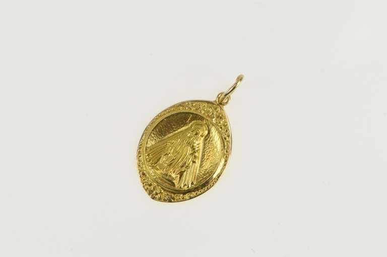 14K Yellow Gold Christian Virgin Mary Jesus Christ Charm/Pendant