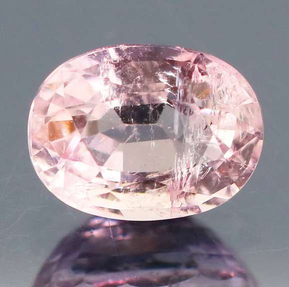 Stunning 1.60ct UNHEATED whisper pink Morganite