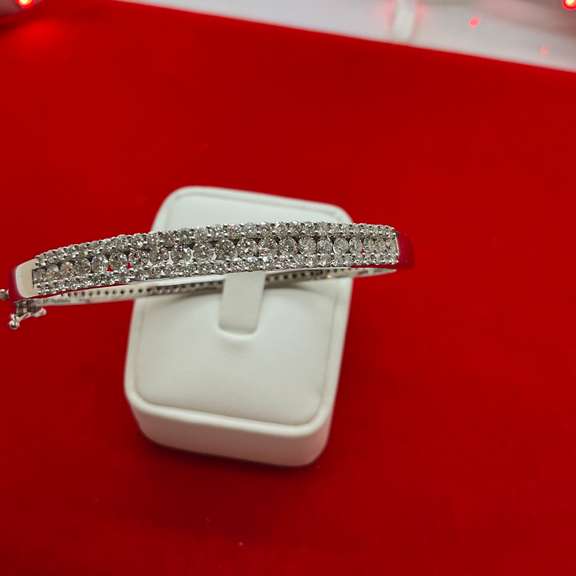 CERTIFIED 14K WHITE GOLD DIAMOND BANGLE- 2.50+ Carats!