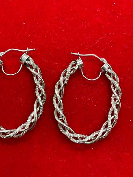 14K WHITE GOLD ITALIAN LOOP EARRINGS