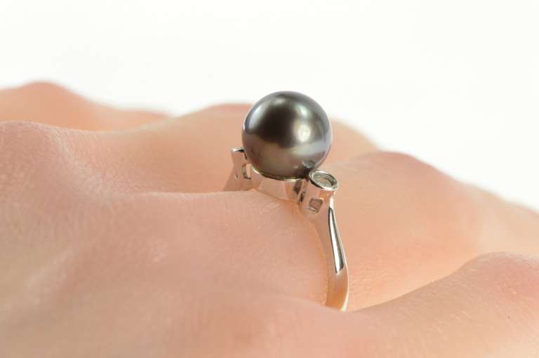 14K White Gold Pearl Diamond Three Stone Engagement Ring