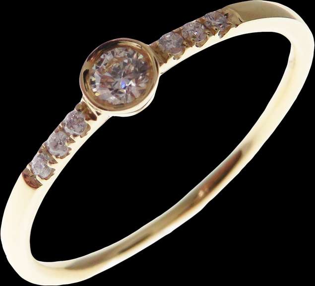 Delicate 18kt Yellow Gold Diamond Ring