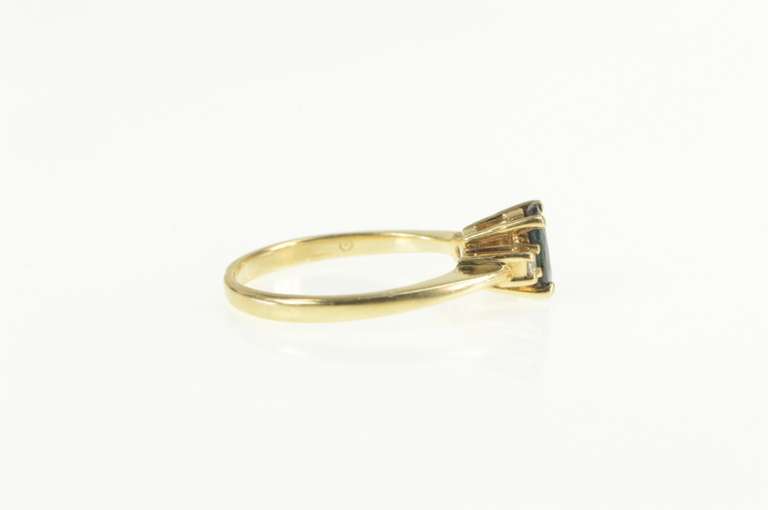 14K Yellow Gold 0.72 Ctw Natural Sapphire Diamond Engagement Ring