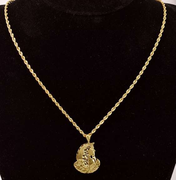 Elegant Egyptian Pendant Necklace in 14K Yellow Gold