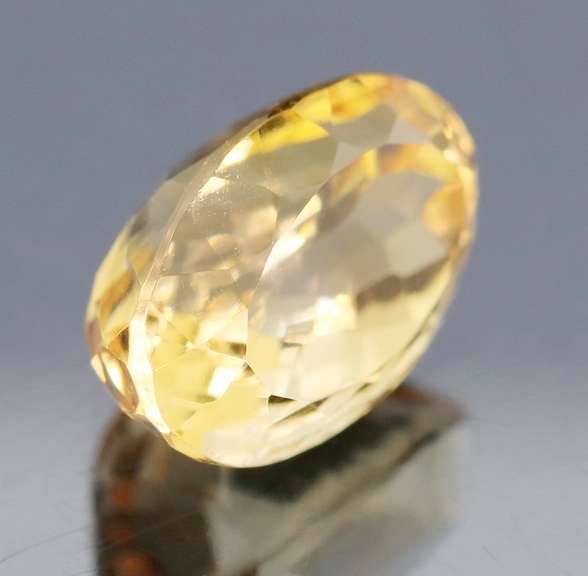 Vivid 8.30ct golden Citrine