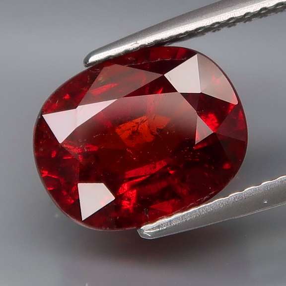 Stunning cherry red 5.29ct Spessartite Garnet