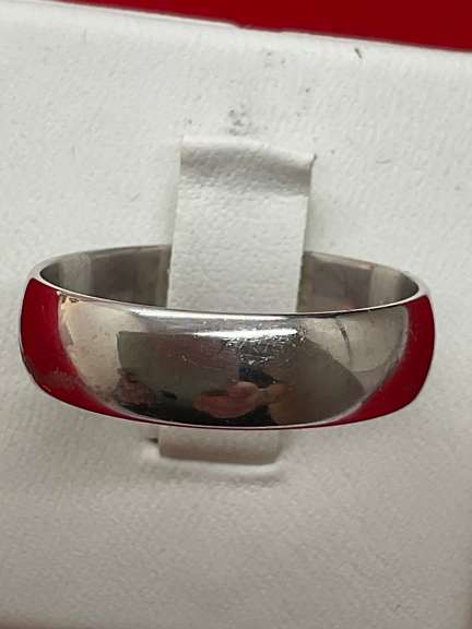 MEN'S 950 PLATINUM WEDDING BAND