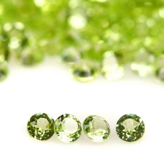 Solitaire cut! Unheated! 15.14ct Peridot set