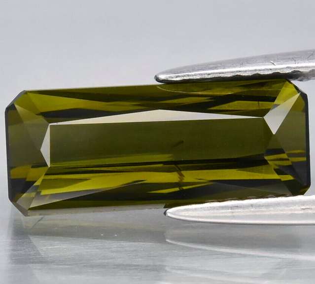 Sultry 2.61ct untreated VS olive green Tourmaline