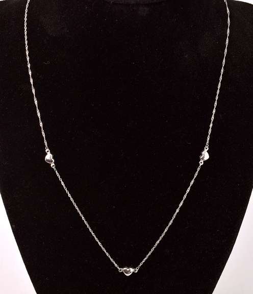 Romantic Heart Necklace in 14K White Gold