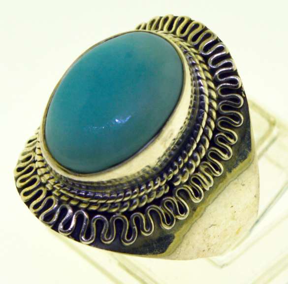 Sterling Silver Oval Larimar Ring