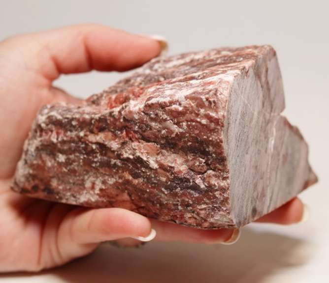 Highly figurative 3,485ct dolomite Jasper with Quartz