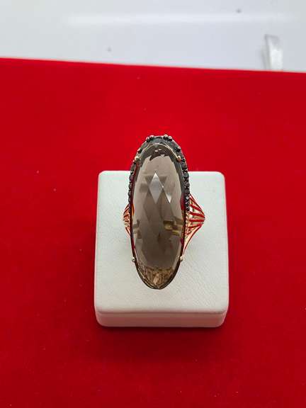 LADIES 14K GOLD RING WITH SMOKEY QUARTZ