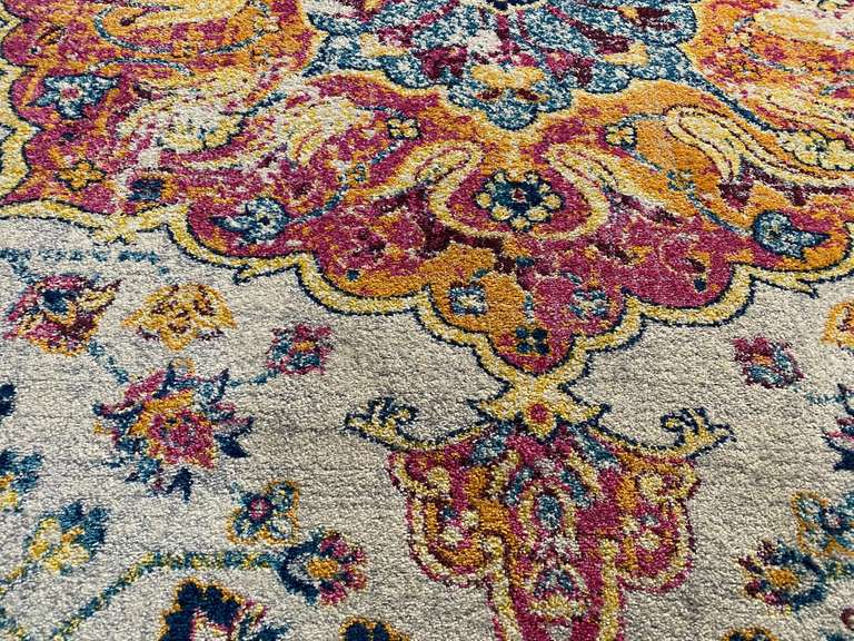 Modern Vintage Repro Rug 8x8