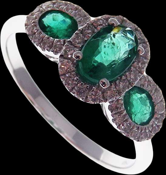 Beautiful Three-Stone Emerald 18k White Gold Ring edged with Sparkling Diamonds