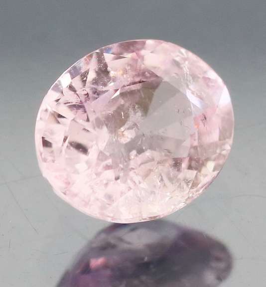 Stunning 1ct UNHEATED whisper pink Morganite