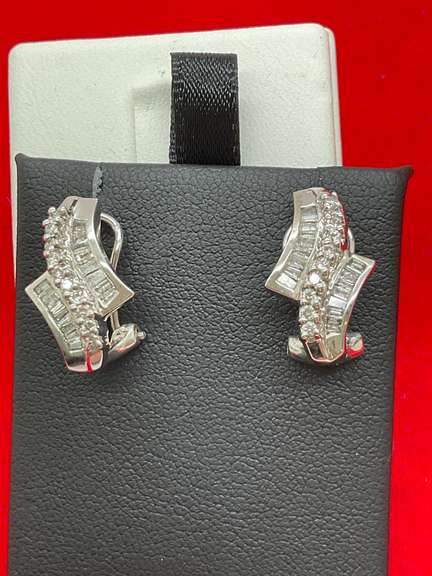 14K WHITE GOLD AND DIAMOND EARRINGS