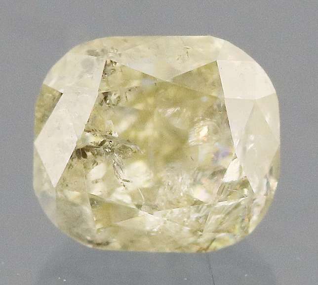 Sparkling! .28ct cushion cut champagne Diamond