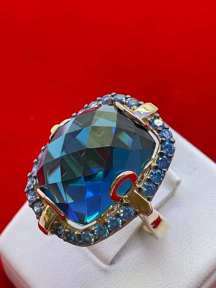 14K GOLD AND GEMSTONE RING