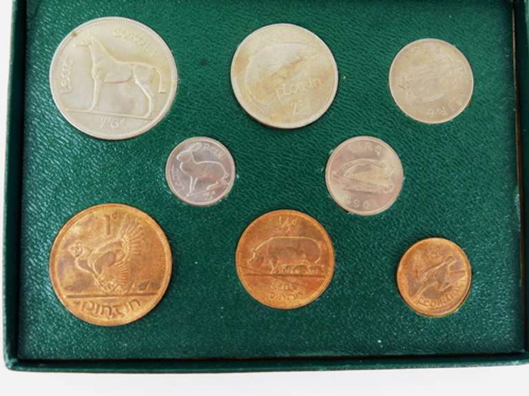 Vintage Coins of Ireland 8 Coin Set