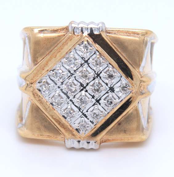 MENS 14K GOLD DIAMOND RING